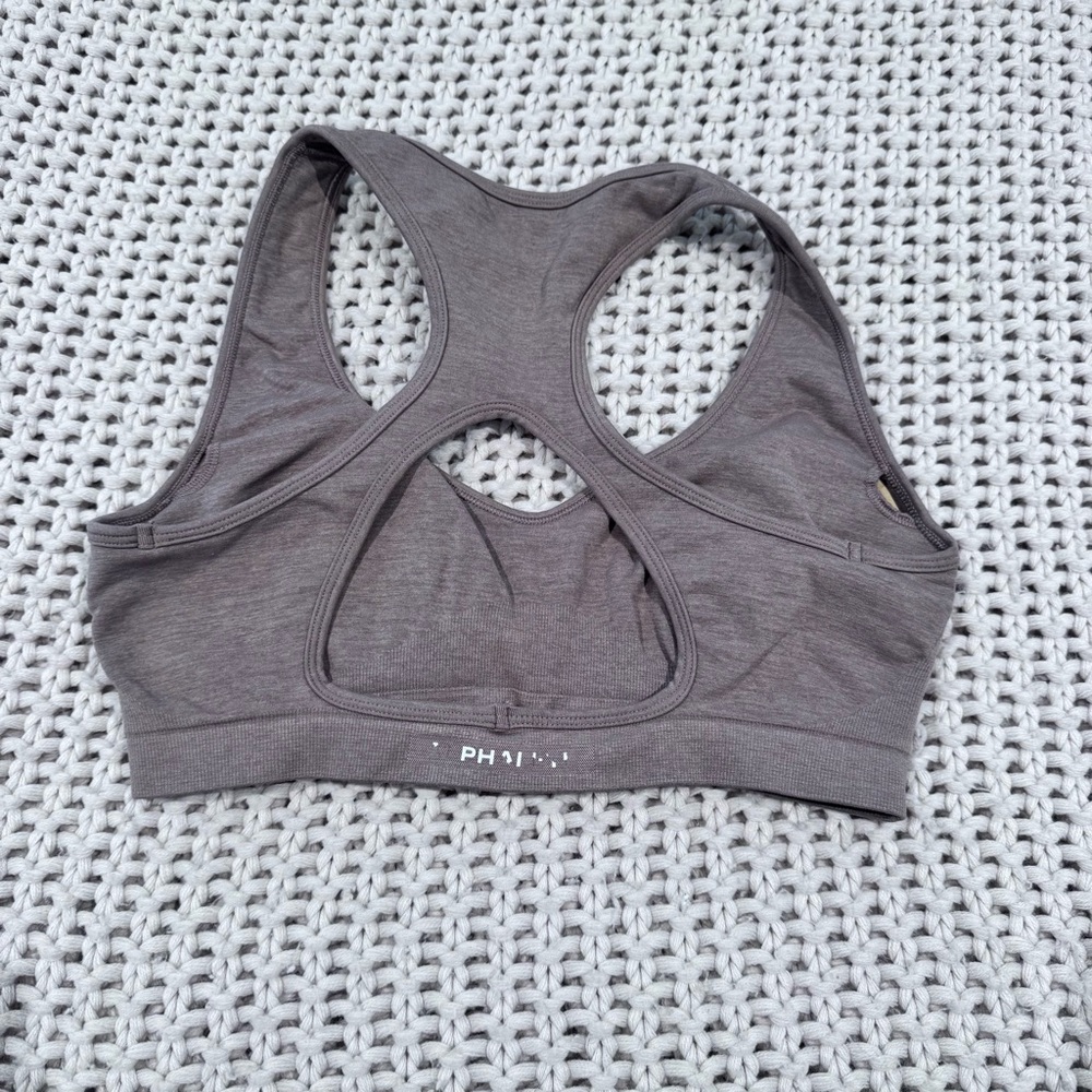 High-Waisted Gray Leggings - Picture 5 of 6